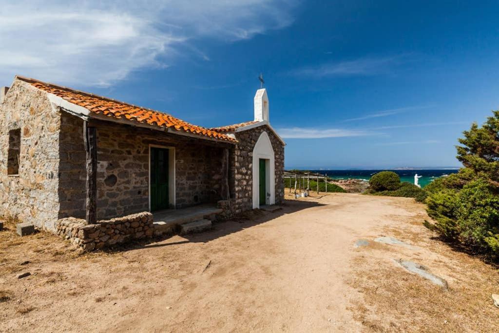 Bella Casa Con Giardino A 10 Minuti Dal Mare Apartment Aglientu Ngoại thất bức ảnh