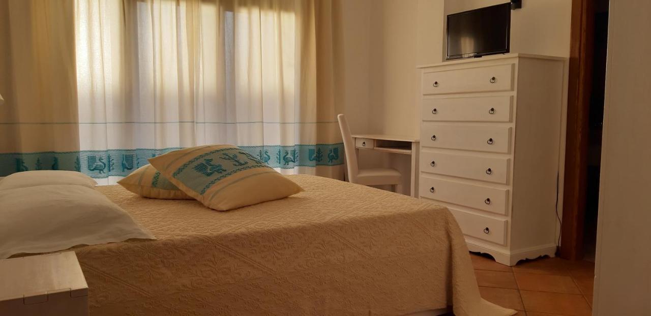 Bella Casa Con Giardino A 10 Minuti Dal Mare Apartment Aglientu Ngoại thất bức ảnh